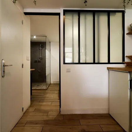 Sleep In Montpellier, Molly, Centre, Gare, 2 Ch, Tram St-denis Montpellier