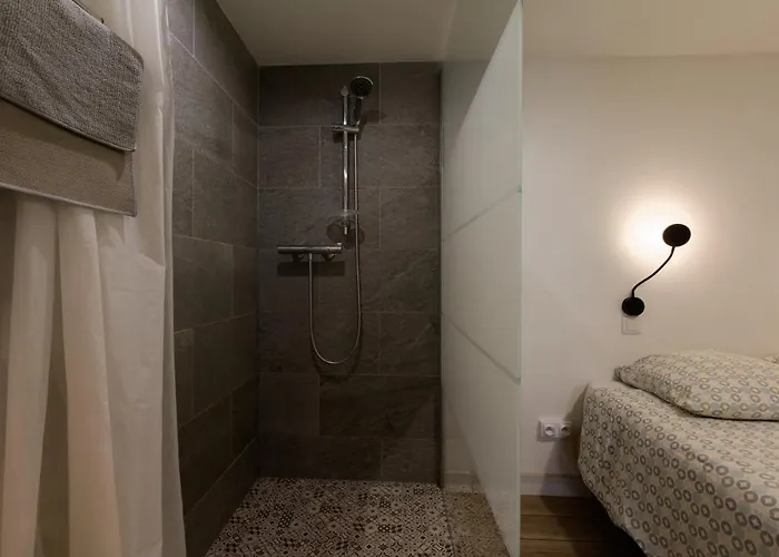 Sleep In Montpellier, Molly, Centre, Gare, 2 Ch, Tram St-denis Διαμέρισμα *